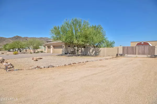 New River, AZ 85087,610 W FILOREE Lane