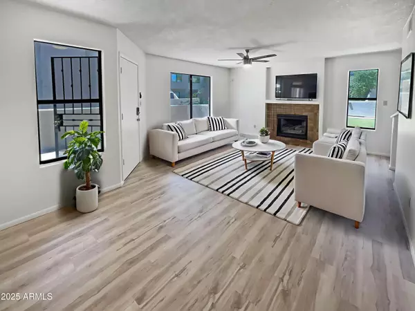 Mesa, AZ 85202,2040 S LONGMORE -- #80