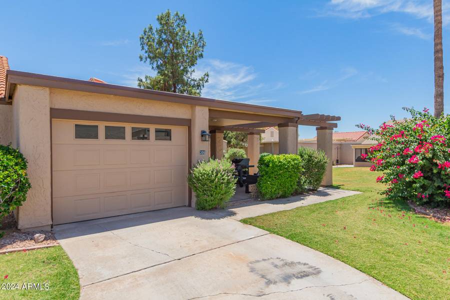 306 LEISURE WORLD --, Mesa, AZ 85206