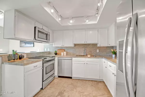 Scottsdale, AZ 85257,2041 N 87TH Way #111