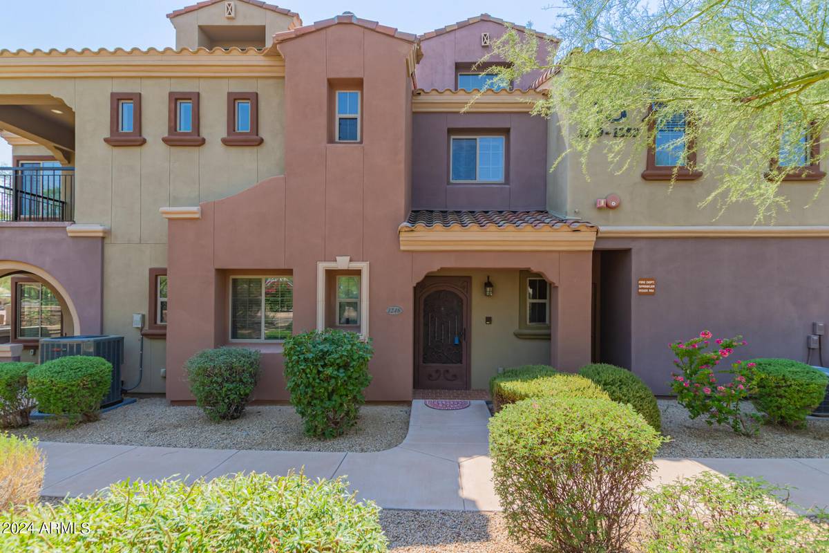 Phoenix, AZ 85050,3935 E ROUGH RIDER Road #1246