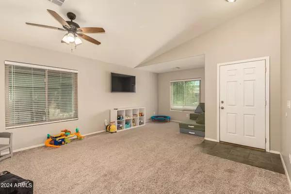 San Tan Valley, AZ 85144,33258 N KARI Road