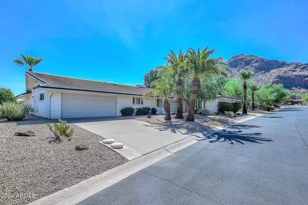 Paradise Valley, AZ 85253,5525 E LINCOLN Drive #108