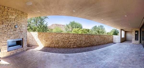 Paradise Valley, AZ 85253,5560 E STELLA Lane