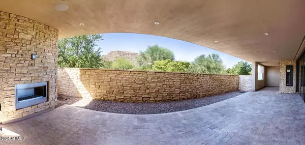 Paradise Valley, AZ 85253,5560 E STELLA Lane