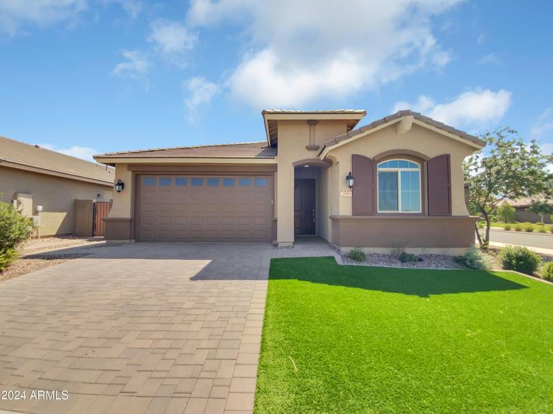 2889 W RAINBOW Drive, San Tan Valley, AZ 85144