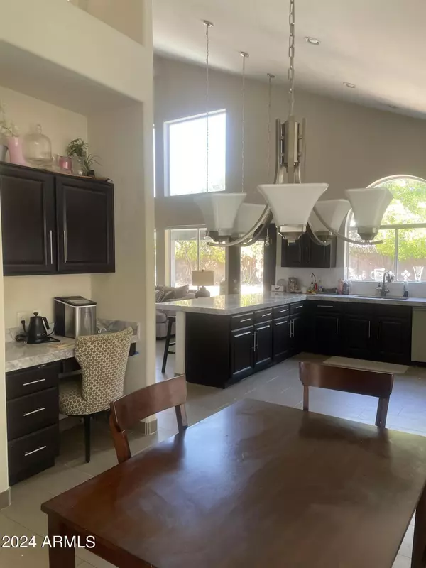 Chandler, AZ 85225,1281 N CONCORD Avenue