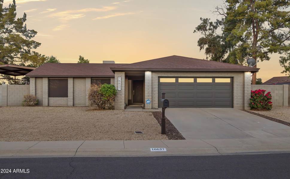 16637 N Landis Lane, Glendale, AZ 85306