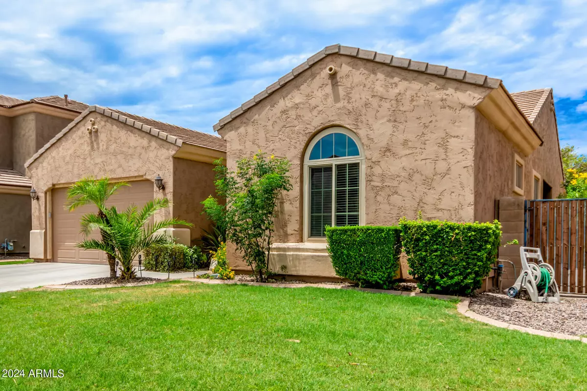 Chandler, AZ 85249,6896 S SAPPHIRE Way