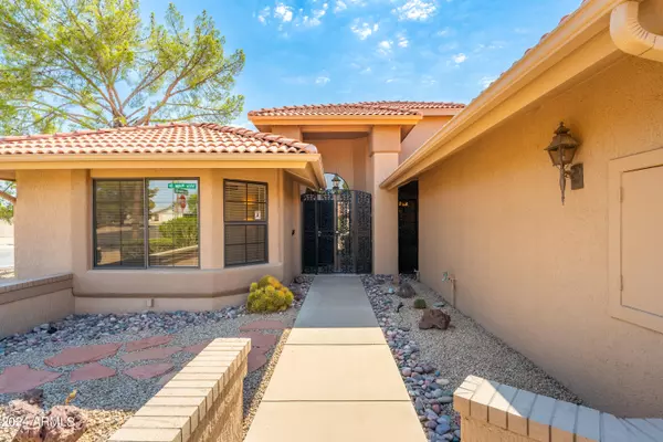 Sun City West, AZ 85375,13747 W VILLA RIDGE Drive