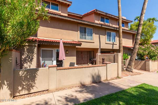 Scottsdale, AZ 85250,7921 E SAN MIGUEL Avenue #3