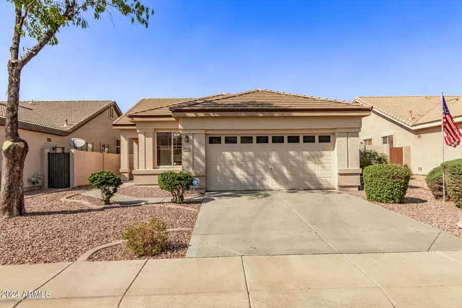 7052 W BLACKHAWK Drive, Glendale, AZ 85308