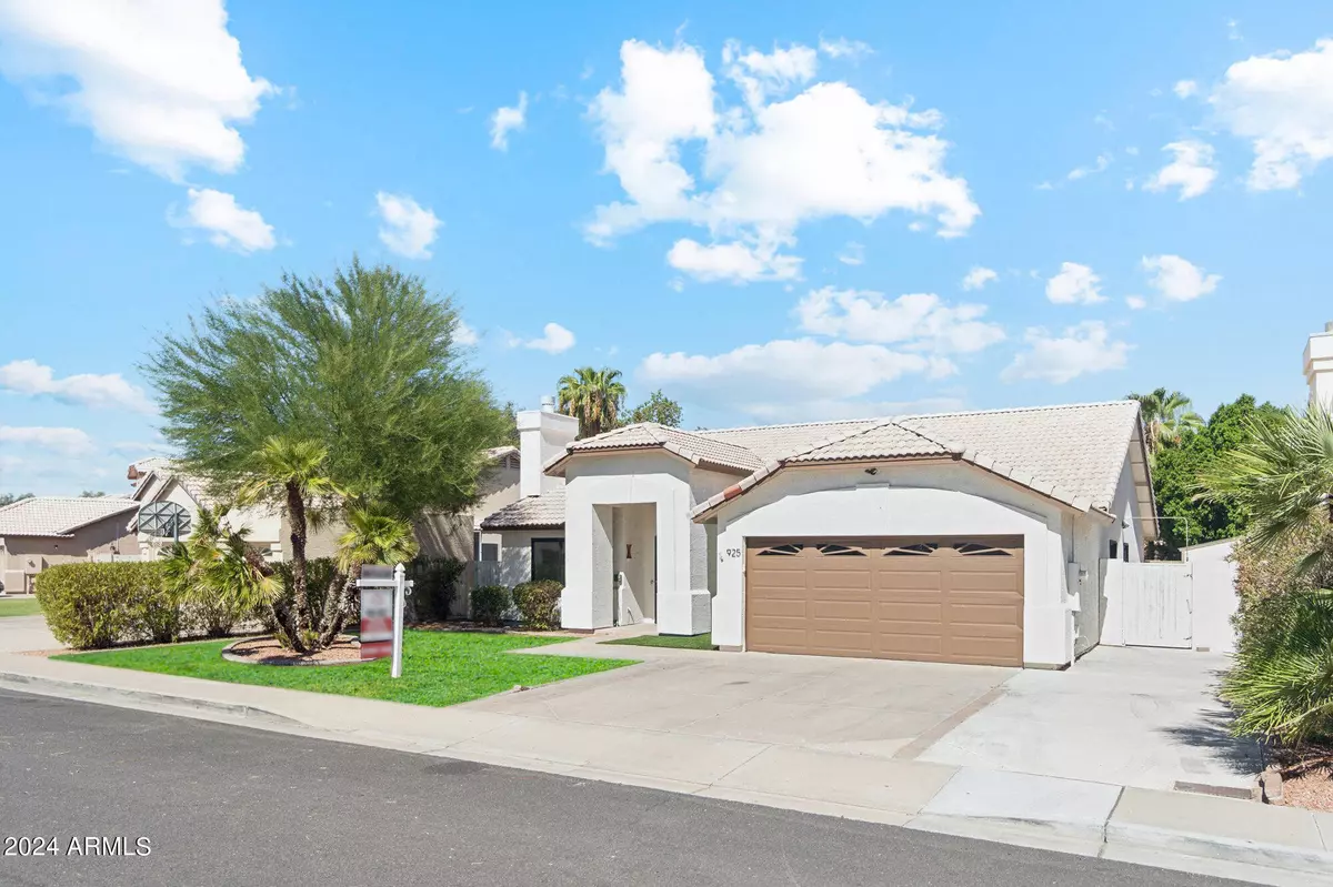 Gilbert, AZ 85234,925 N BLUE MARLIN Drive