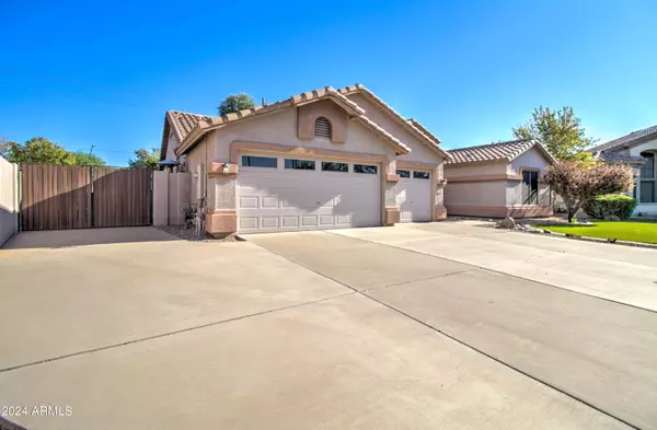 Gilbert, AZ 85295,1438 E SHANNON Street