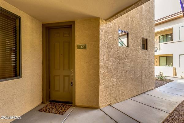 Chandler, AZ 85286,3330 S GILBERT Road #1021