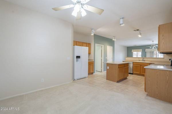 Chandler, AZ 85249,1245 E WATERVIEW Place