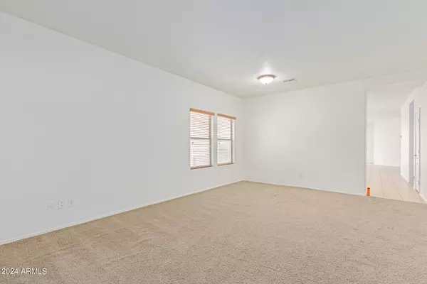 San Tan Valley, AZ 85143,29759 N DESERT ANGEL Drive