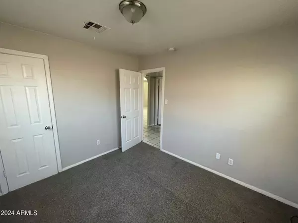 Phoenix, AZ 85051,8733 N 30TH Avenue