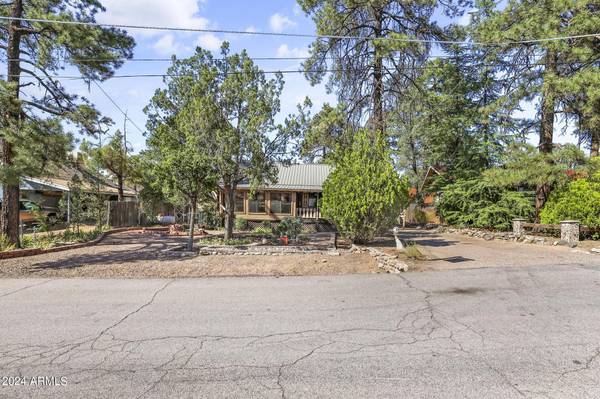 Payson, AZ 85541,204 W Pinecone Circle