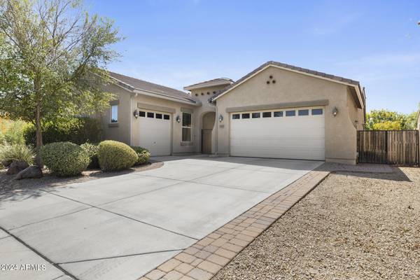 16197 W BERKELEY Road, Goodyear, AZ 85395