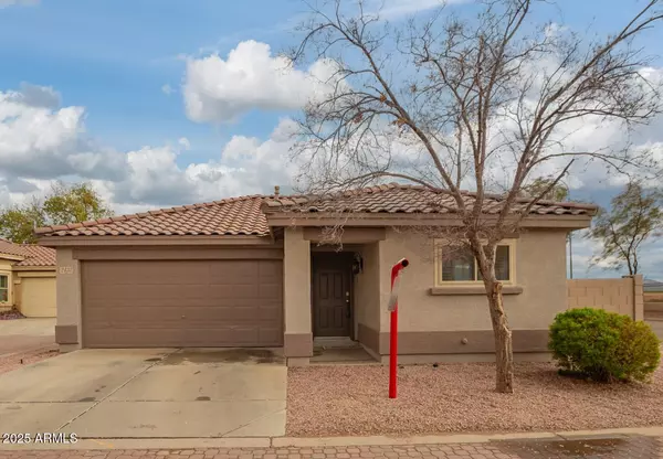 2432 E GLENEAGLE Drive, Chandler, AZ 85249