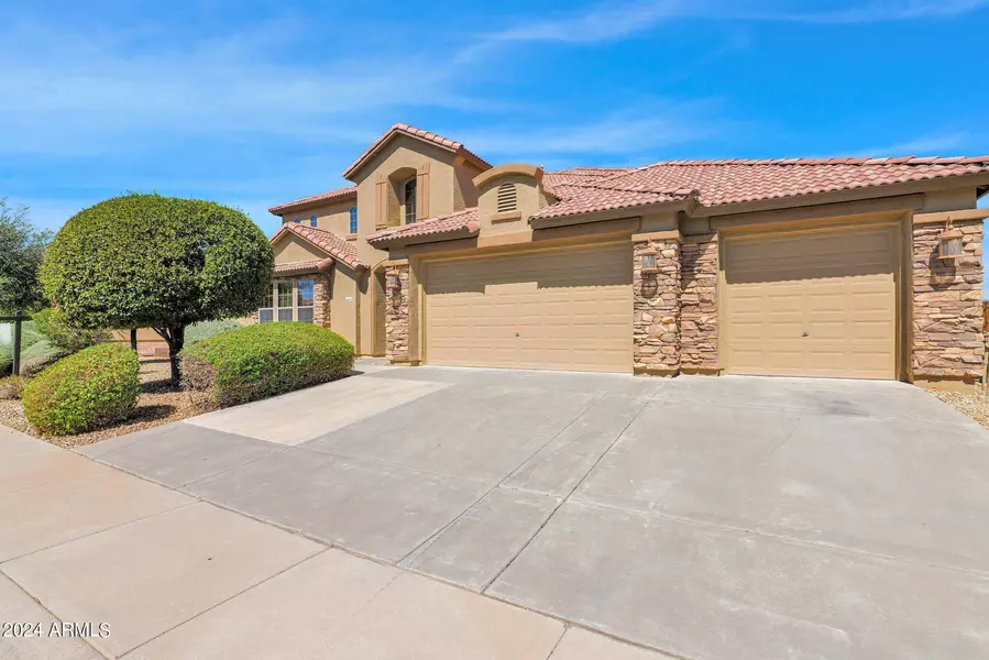 18372 W IVY Lane, Surprise, AZ 85388