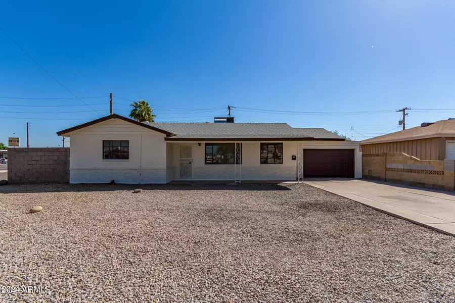 4301 W CLARENDON Avenue, Phoenix, AZ 85031