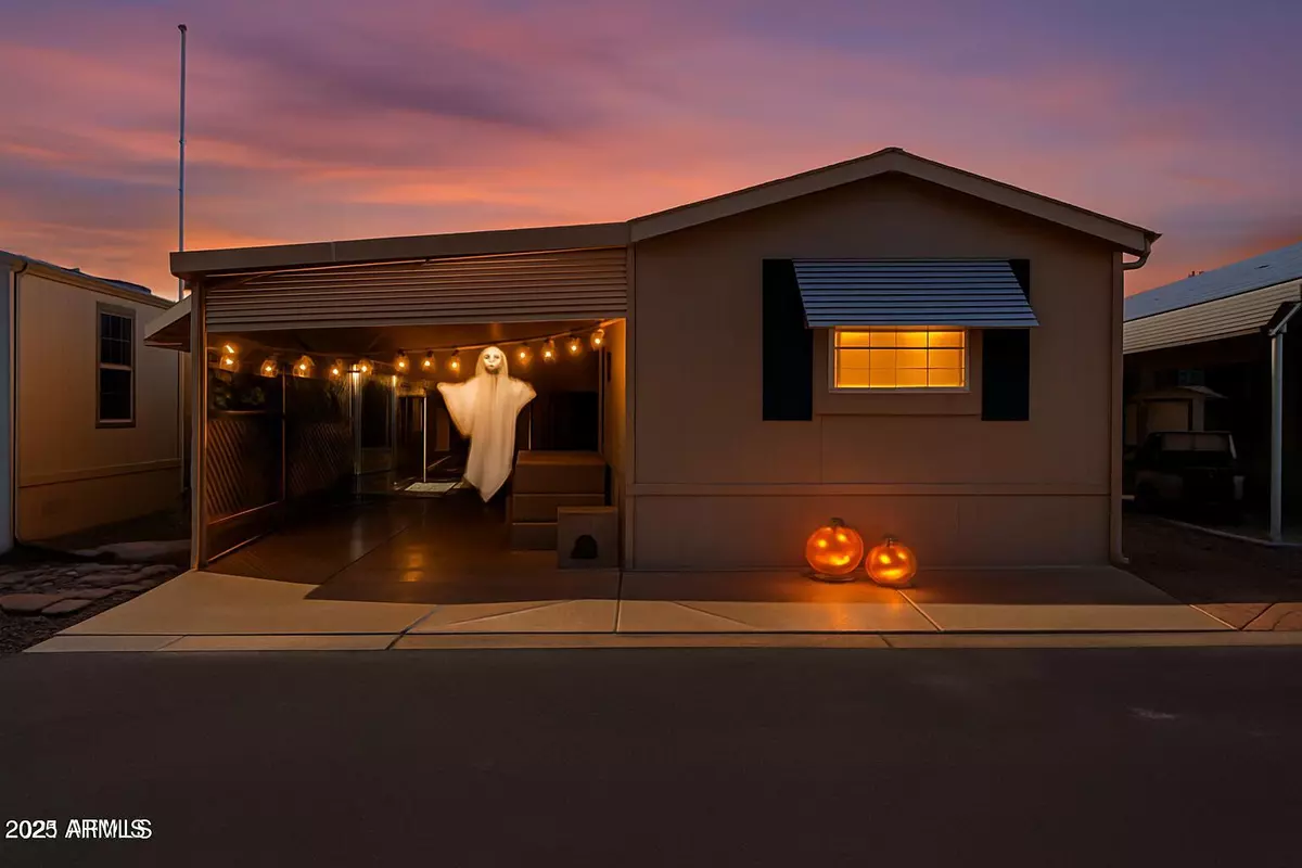 Surprise, AZ 85374,17200 W BELL Road #1637