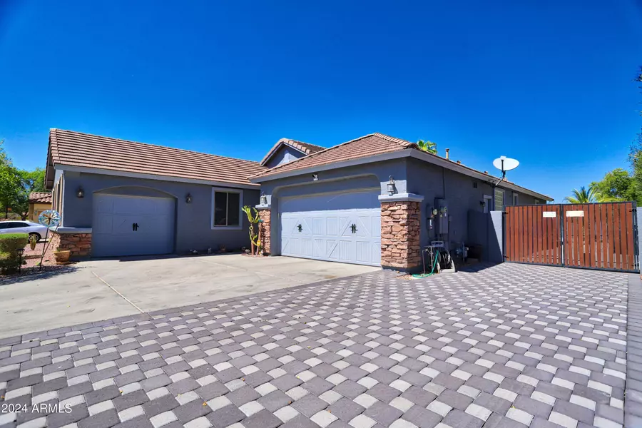 14204 W CHARTER OAK Road, Surprise, AZ 85379