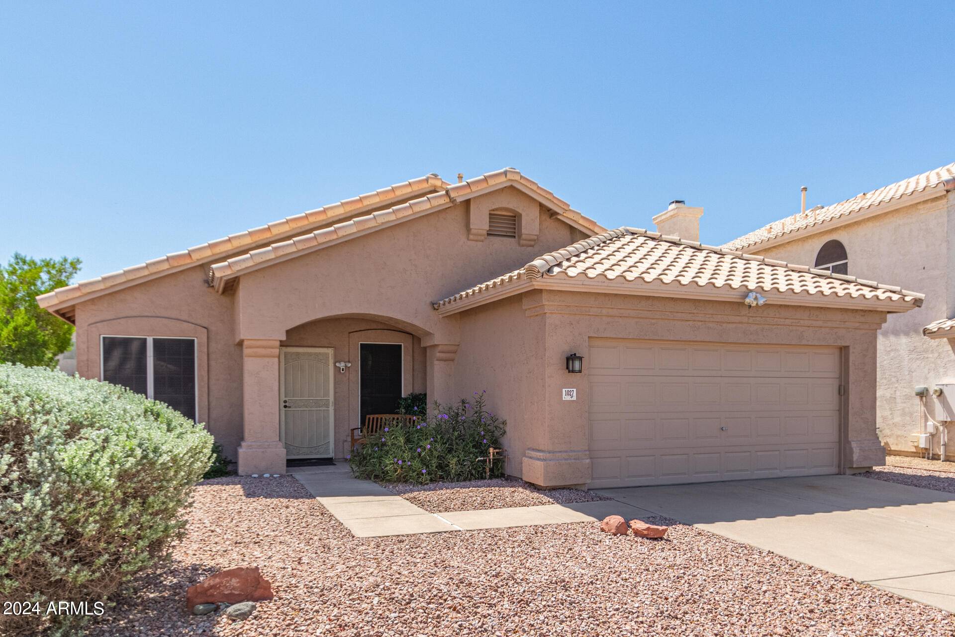 1027 W SANDRA Terrace, Phoenix, AZ 85023