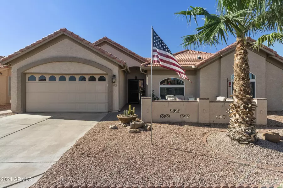 1509 E PEACH TREE Drive, Chandler, AZ 85249