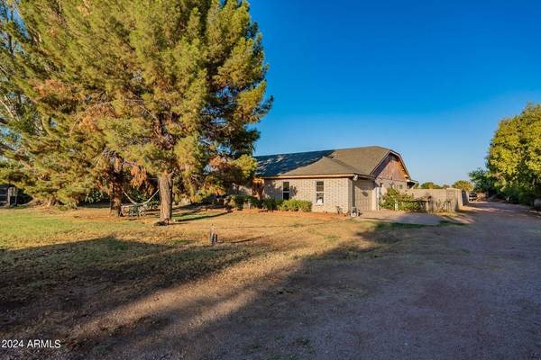 Waddell, AZ 85355,7601 N CITRUS Road