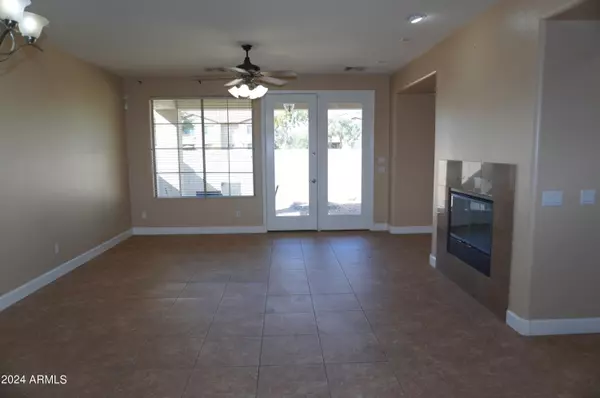 Chandler, AZ 85248,270 W WISTERIA Place