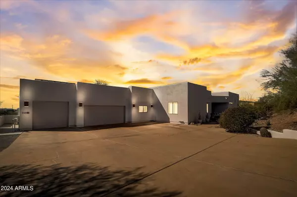 3309 W HERE TO THERE Drive, Phoenix, AZ 85086