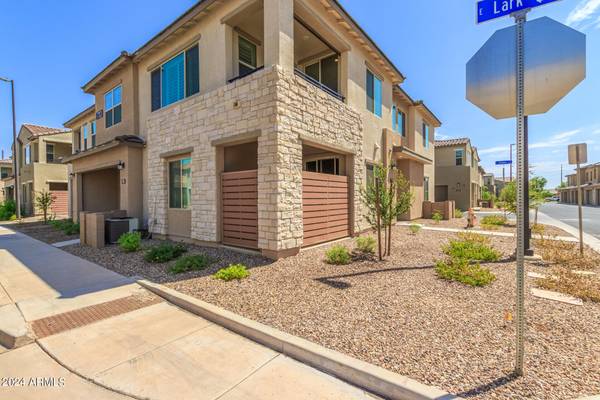 Gilbert, AZ 85297,733 E LARK Street #201