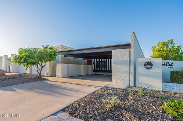 8642 E MONTEROSA Avenue, Scottsdale, AZ 85251