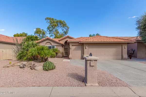 10918 E San Tan Boulevard, Sun Lakes, AZ 85248