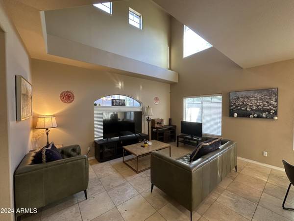 Tempe, AZ 85281,1120 S ASH Avenue #1003