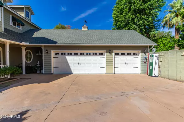 Phoenix, AZ 85020,7348 N 9th Place