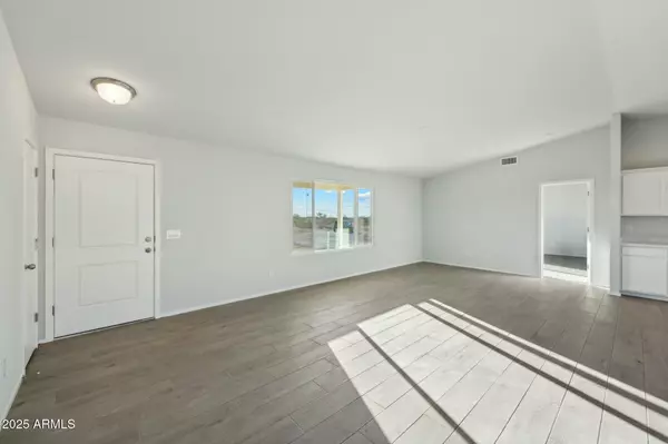Wittmann, AZ 85361,31812 N 221ST Drive