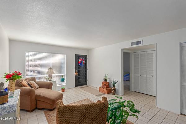 Litchfield Park, AZ 85340,296 S DESERT Avenue