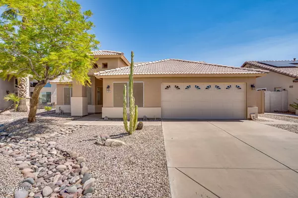 43 N Dewy Drive, Gilbert, AZ 85234