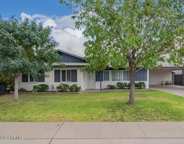 2425 W SHADY GLEN Avenue,  Phoenix,  AZ 85023