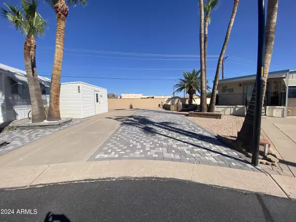 Apache Junction, AZ 85119,1360 W KIOWA Circle #360