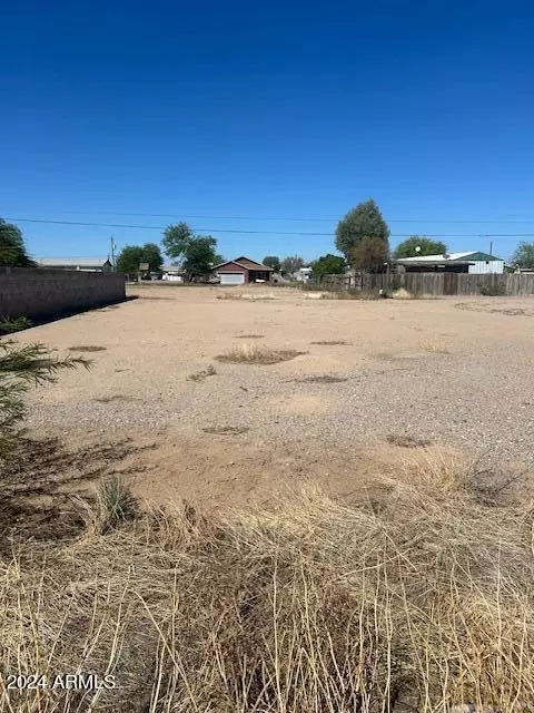 Eloy, AZ 85131,3280 W TOLLAN Drive #4