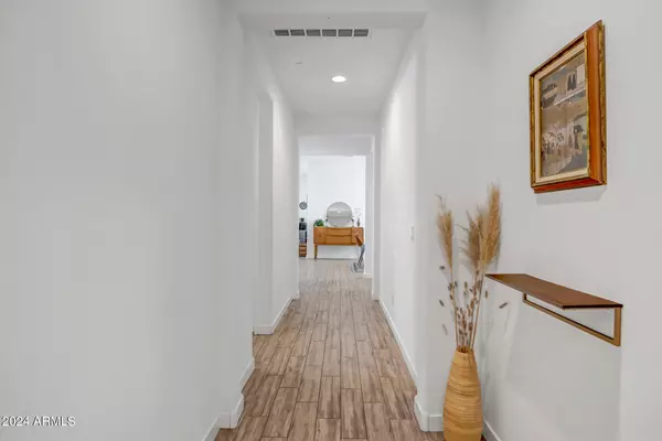 Mesa, AZ 85212,9632 E Twinkle Circle