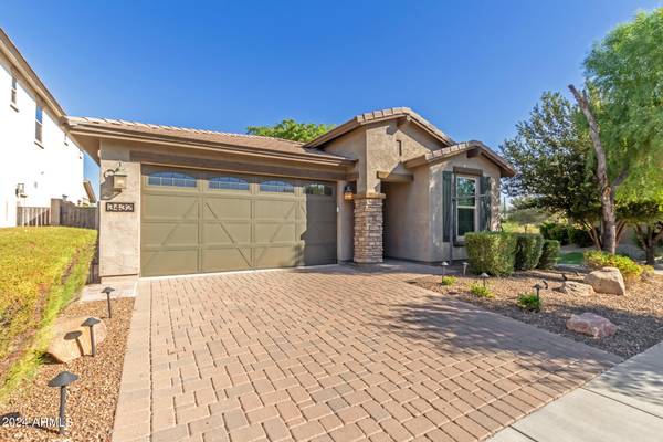 Gilbert, AZ 85298,3432 E STRAWBERRY Drive