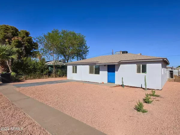 5011 S 20th Place, Phoenix, AZ 85040