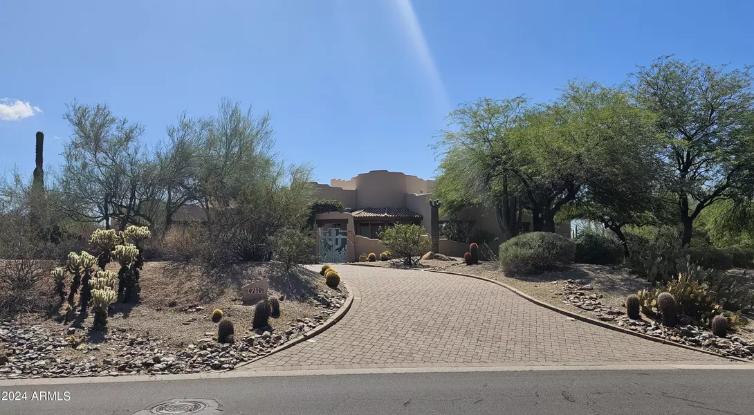 9219 E Los Gatos Drive, Scottsdale, AZ 85255