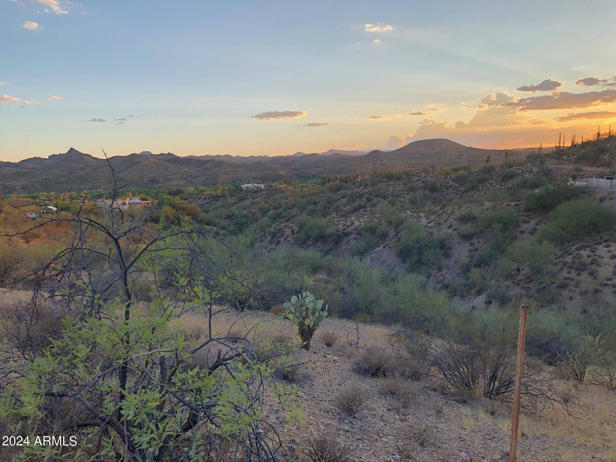 518 W Mockingbird Trail #-, Wickenburg, AZ 85390